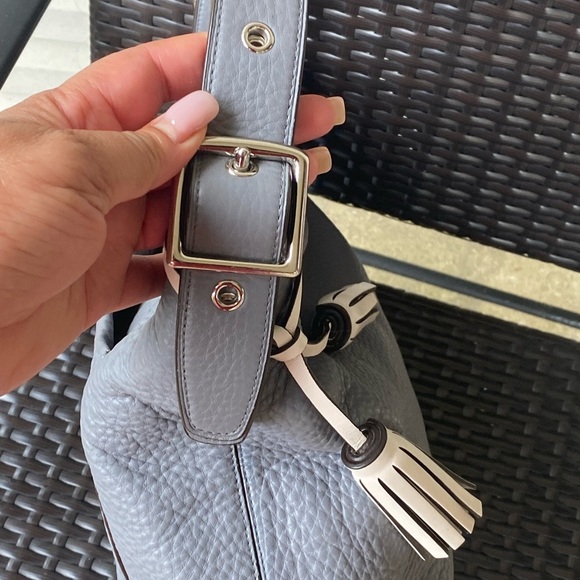 Coach Legacy Pebbled Leather Duffel Bag - Picture 4 of 10